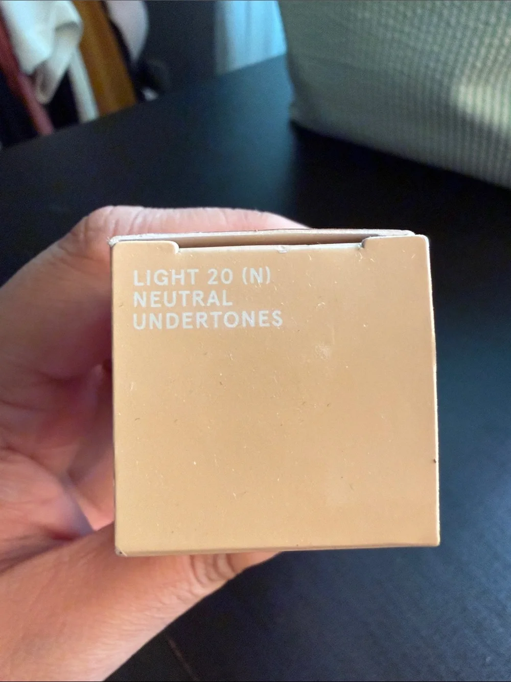 O/S OneSize Turn up the base liquid foundation - Light 20N BNIB
